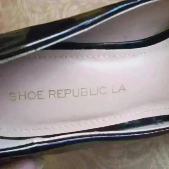 SHOES Republic LA Women's Heels - Picture 12 of 15